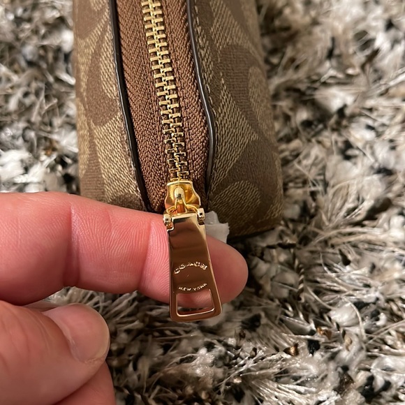 COACH Pencil Case In Signature Canvas NEW! - Picture 2 of 5